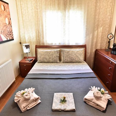 Apartament Holiday Blue PalaiónTsiflíkion Zewnętrze zdjęcie