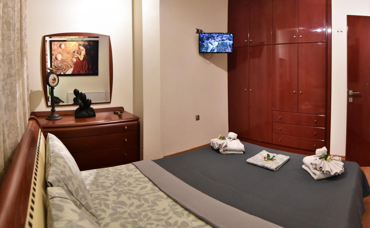 Apartament Holiday Blue PalaiónTsiflíkion Zewnętrze zdjęcie