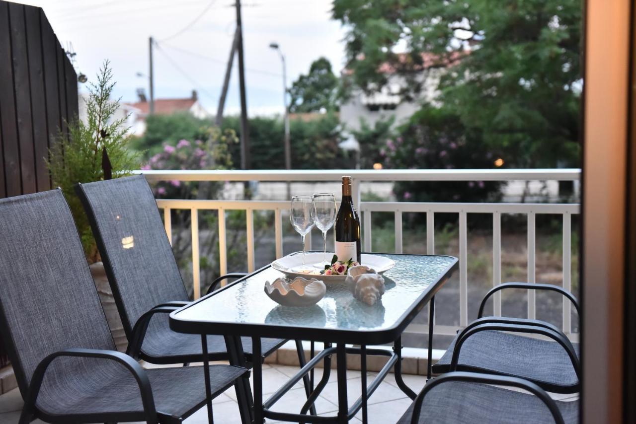 Apartament Holiday Blue PalaiónTsiflíkion Zewnętrze zdjęcie