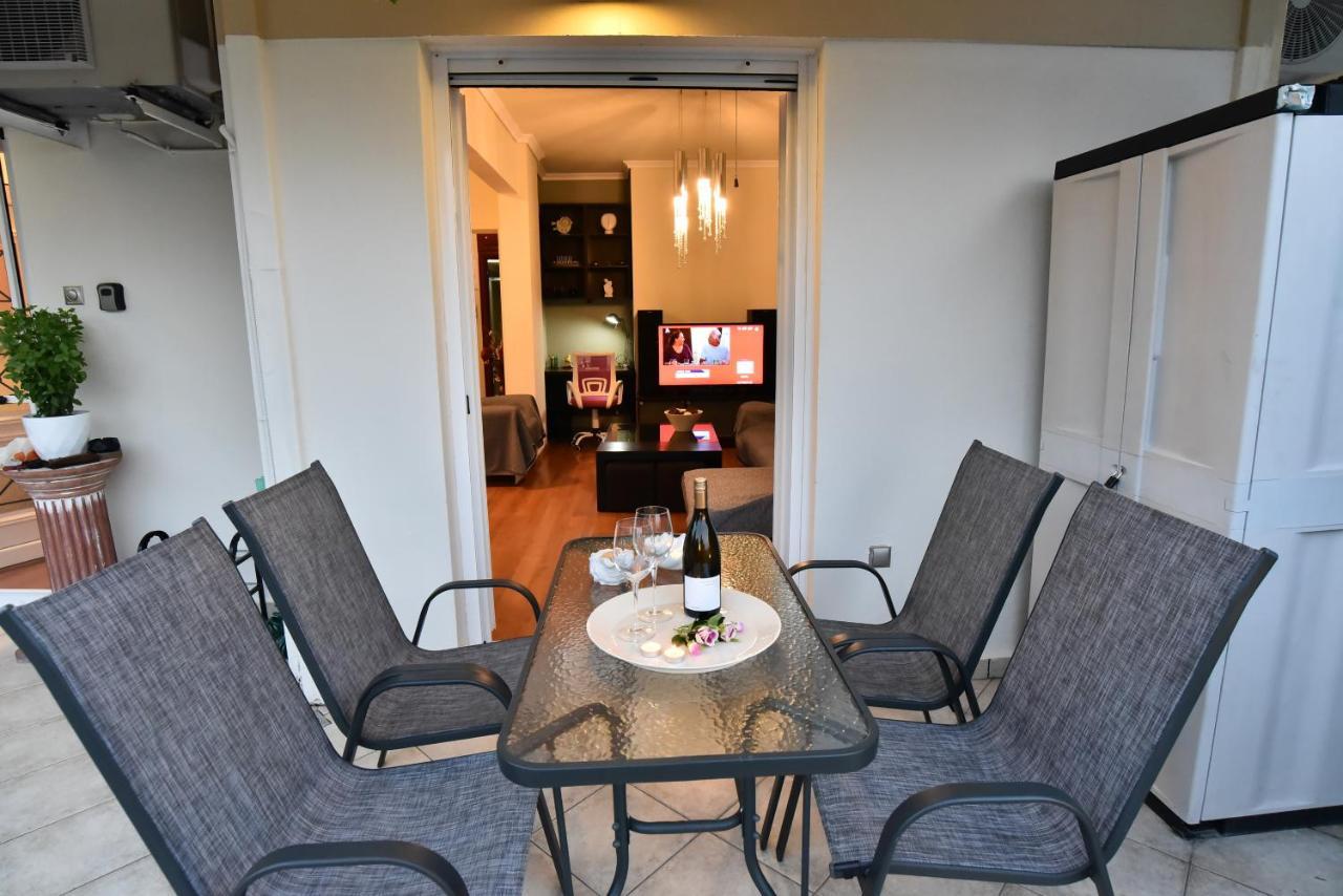 Apartament Holiday Blue PalaiónTsiflíkion Zewnętrze zdjęcie