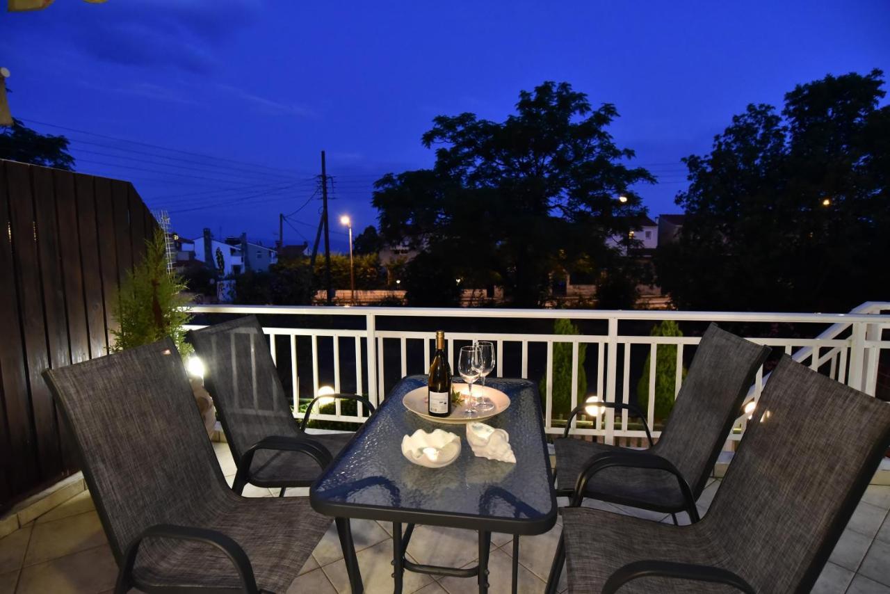 Apartament Holiday Blue PalaiónTsiflíkion Zewnętrze zdjęcie
